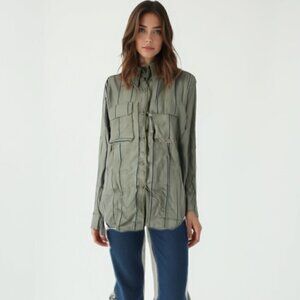 🌟Magellan women shirt vented size Large
